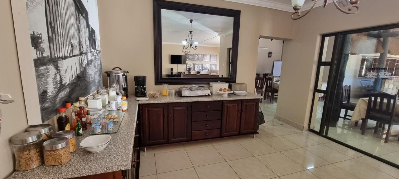 Heimat Guesthouse Велком Екстериор снимка
