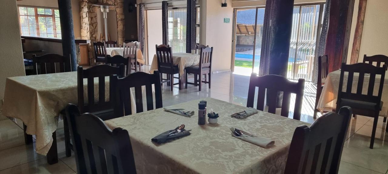 Heimat Guesthouse Велком Екстериор снимка