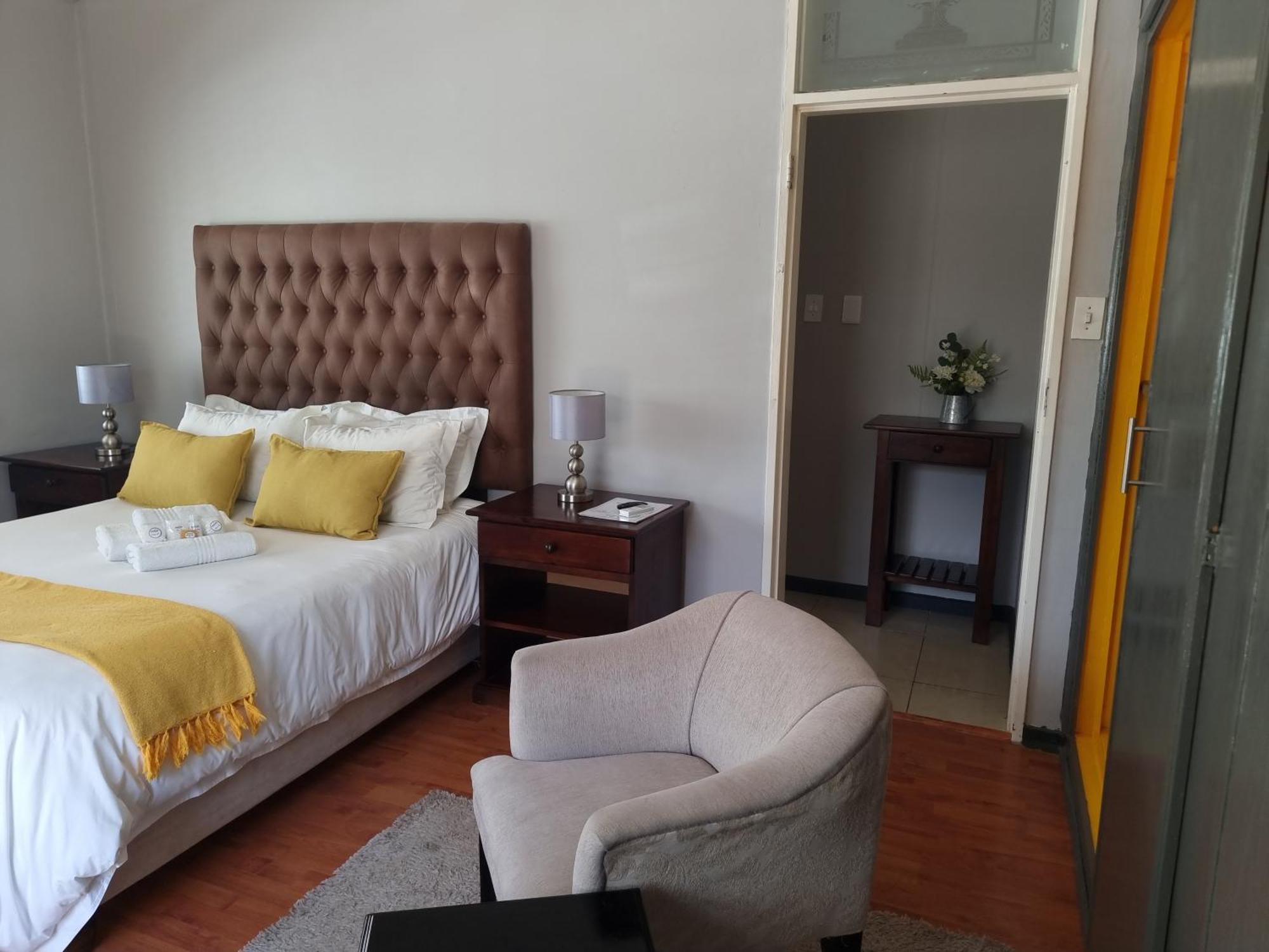 Heimat Guesthouse Велком Екстериор снимка